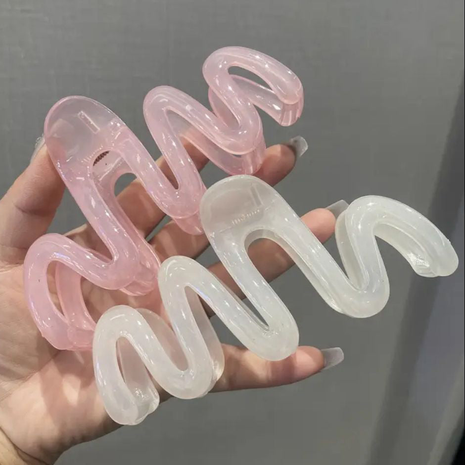 Wavy Hair Clip